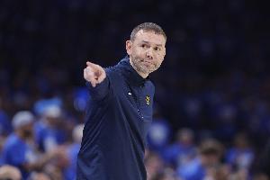 阿德尔曼：此前我们在最后阶段多次错失绝佳投篮机会 今天很专注