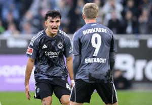 今晚对阵拜仁！法兰克福本赛季德甲打进44球，仅少于前三名球队