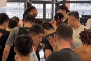 完全体广东即将到来！宏远昨日集结开练 崔永熙、麦考尔跟队合练