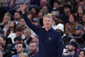 科尔：我知道波津自己也想多打 但这事得由训练团队说了算