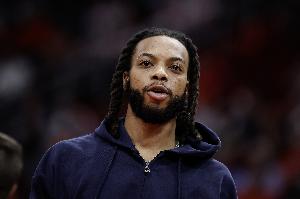 加兰：在洛杉矶生活我超级兴奋 第一次在二月看到太阳