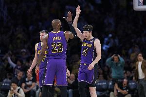 里夫斯：和东詹打球对我的风格没有改变 我就是尽可能支持他俩