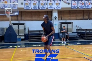 菲律宾联赛也有自己的文班亚马了！波尔·波尔训练展示三分射程