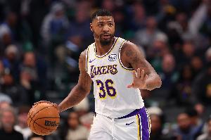 东契奇：斯玛特史上最佳防守者之一 即使不得分他也能投入比赛中