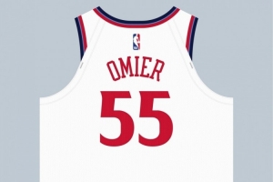 号码专家：快船双向球员诺恰德·奥米尔将身穿55号球衣