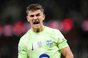 拉波尔塔谈加维复出：他甚至愿意拄拐上场比赛，他是真正的巴萨人