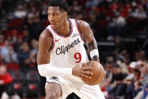 加盟快船后场均22.3分！马瑟林：我融入过程还不错 还需不断学习