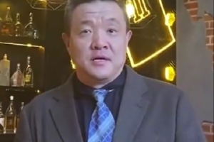 杨健：肯纳德与湖人的化学反应还得提升 对湖人的期待值拉满了