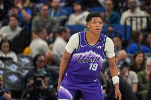 三分狂铁！贝利19投8中&三分9中2得到20分6板3助