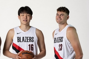 美媒体人：开拓者有克林根 25年又选杨瀚森作替补中锋 这操作很迷