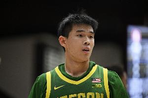 媒体人：林葳这个NCAA赛季经历了过山车 本场只得到6分钟出场时间