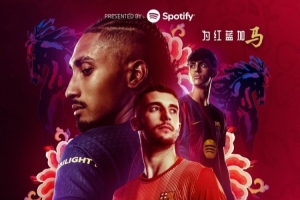 为红蓝加马！巴萨发布马年主题中文赛前海报，霍安、拉菲尼亚出镜