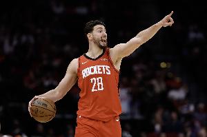 唐斯：申京是NBA最好的大个子之一 防他就像防约基奇那么难