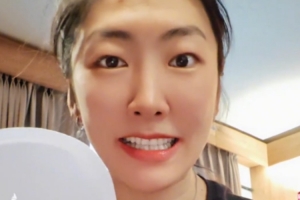 徐梦桃晒两枚奥运奖牌：感谢大家对我的支持和鼓励