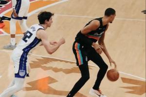 外星人！绝对外星人！文班晃晕雷诺的起手式竟然是单手胯下