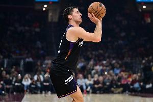 太难了！吉莱斯皮强投三分绝杀失手 太阳魔术进入加时