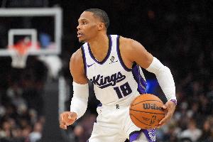 状态一般！威少9中3拿到7分3板2助1断1帽&5失误 下半场挂零