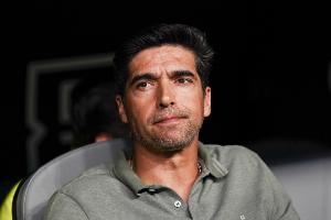 帕尔梅拉斯主帅谈种族歧视：这是一个社会问题，比起说我们更该做