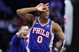 混进了个后卫！抢断+盖帽总数排行榜：文班第1巴恩斯第2马克西第3