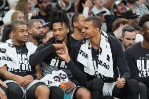 NBA战力榜：马刺超活塞登榜首 雷霆第3 骑士第7 火箭第8 湖人第11
