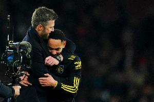 库尼亚：卡里克拿过很多冠军且师从弗爵爷，他给我们带来很多东西