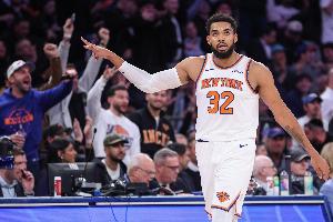 阿里纳斯：巴克利觉得自己硬&唐斯软 但你俩不都是场均22+11吗