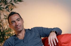 德约卡夫：93年代表摩纳哥对阵巅峰巴萨，我们被狠狠的虐了一顿