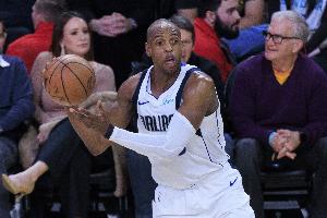 解说：独行侠志在磨炼弗拉格也算仁义 米德尔顿仍有一战之力