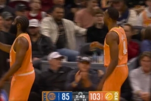 轻松拿下！比赛还有不到三分钟 骑士换下全部主力提前收兵