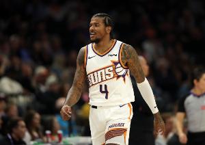 60投攒个绝杀…杰伦·格林近3场场均20投仅14分 命中率低至28.3%