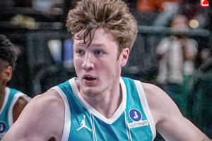 克尼佩尔刷新历史最快200记三分纪录 比邓罗快11场&比水花快30场