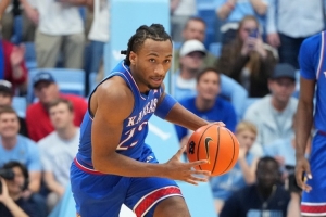 A·史密斯喷彼得森：因为抽筋流感就缺席了10几场 还都是临时通知