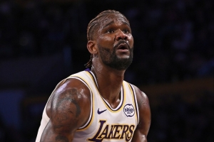 艾顿：我们创造了机会但没能完成终结 对方给了我们致命一击