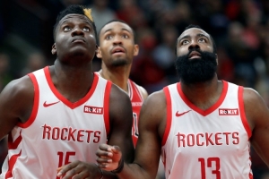 拉加·贝尔：哈登是史上最好的挡拆球员之一 还记得巅峰卡佩拉吗