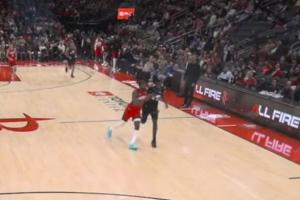 伊森妈：对文威和他家人抱歉但伊森不脏！别和勇士球迷一样带节奏