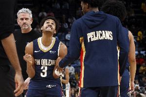 不往里杀啊！普尔11次出手有10个三分 得12分6板&看见追梦心乱了