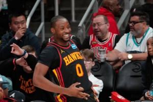 重获新生？库明加社媒转发多条老鹰首秀动态 满面笑容！