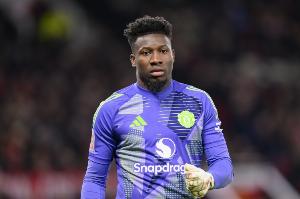 英媒：曼联今夏打算亏本卖奥纳纳，不打算将其召回一线队