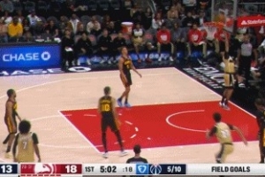 不如吧友！库珀空切超大空位上反篮竟然没打进