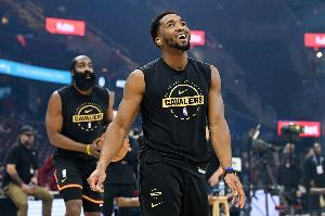 哈登出战骑士6胜1负 因伤休战之后骑士2分惜败雄鹿