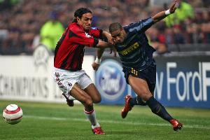 阿德：父亲去世后我已不在乎足球 我本可和舍甫琴科一样赢得金球