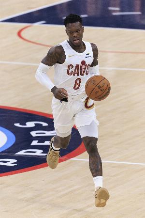 施罗德：三位球星在场时我们的火力足够 他们缺席我就要去多得分