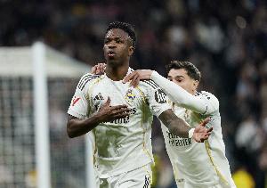 欧冠淘汰赛对阵穆帅球队两回合均破门，维尼修斯是历史首人