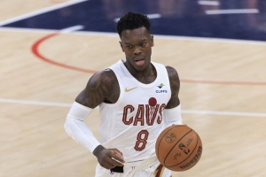 哈登手指骨折！阿特金森：施罗德是首发级别控卫 他能顶上来