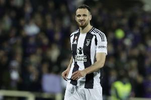 加蒂：首回合比赛葬送了我们的晋级资格 今天凯利的红牌太荒谬了