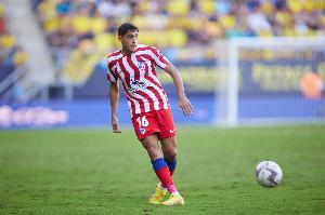 莫利纳：我不太喜欢社交就爱安静的感觉 聚会时会喝马黛茶