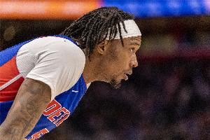 活塞主帅：我非常认可霍兰 他从未抱怨过出场时间会继续学习成长