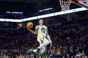 【菜鸟】理查德21分5板6助3断大放异彩 哈珀15分5板7助2断稳健