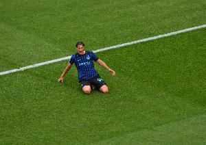 斯基拉：阿森纳、曼联有意引进埃斯波西托，但被国米拒绝