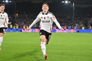 记者：利物浦愿免签哈里·威尔逊，但他无法直接替代萨拉赫